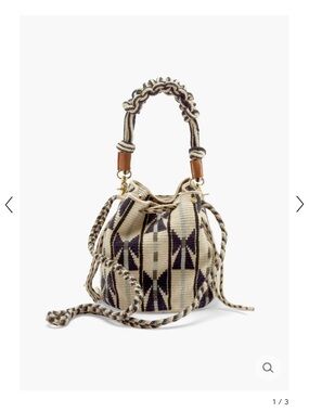 NWT WRAP London Guanabana Patterned Bucket Bag in Navy and Tan